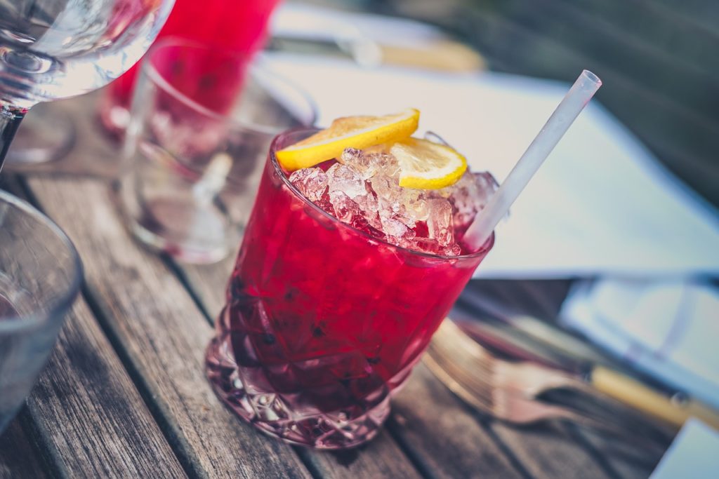 alcohol, beverage, cocktail-1853327.jpg